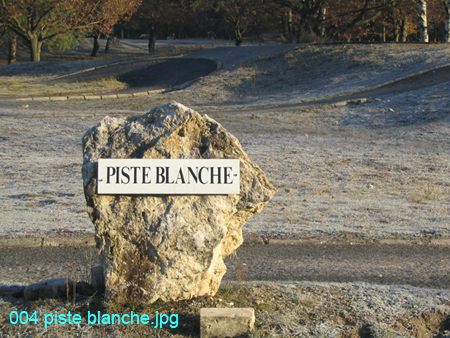 004 piste blanche