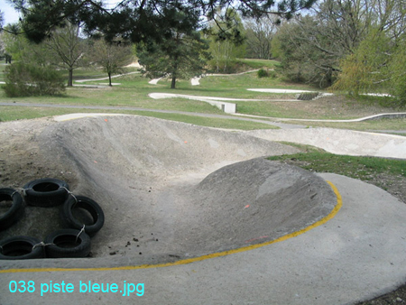 038 piste bleue