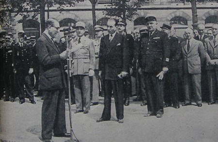 Monsieur TAFINI, Prsident de l'Association Gnrale des socits d'assurances contres les accidents prend la parole, cliquez pour agrandir